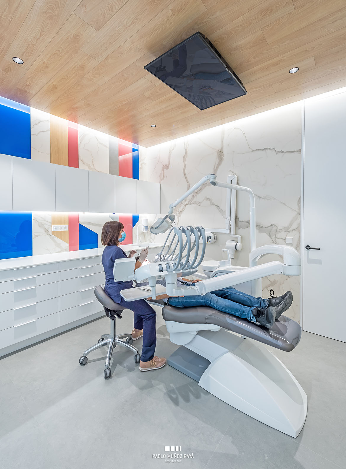 Reforma integral clínica dental Comisura Elda - Pablo Muñoz Payá Arquitectos 11