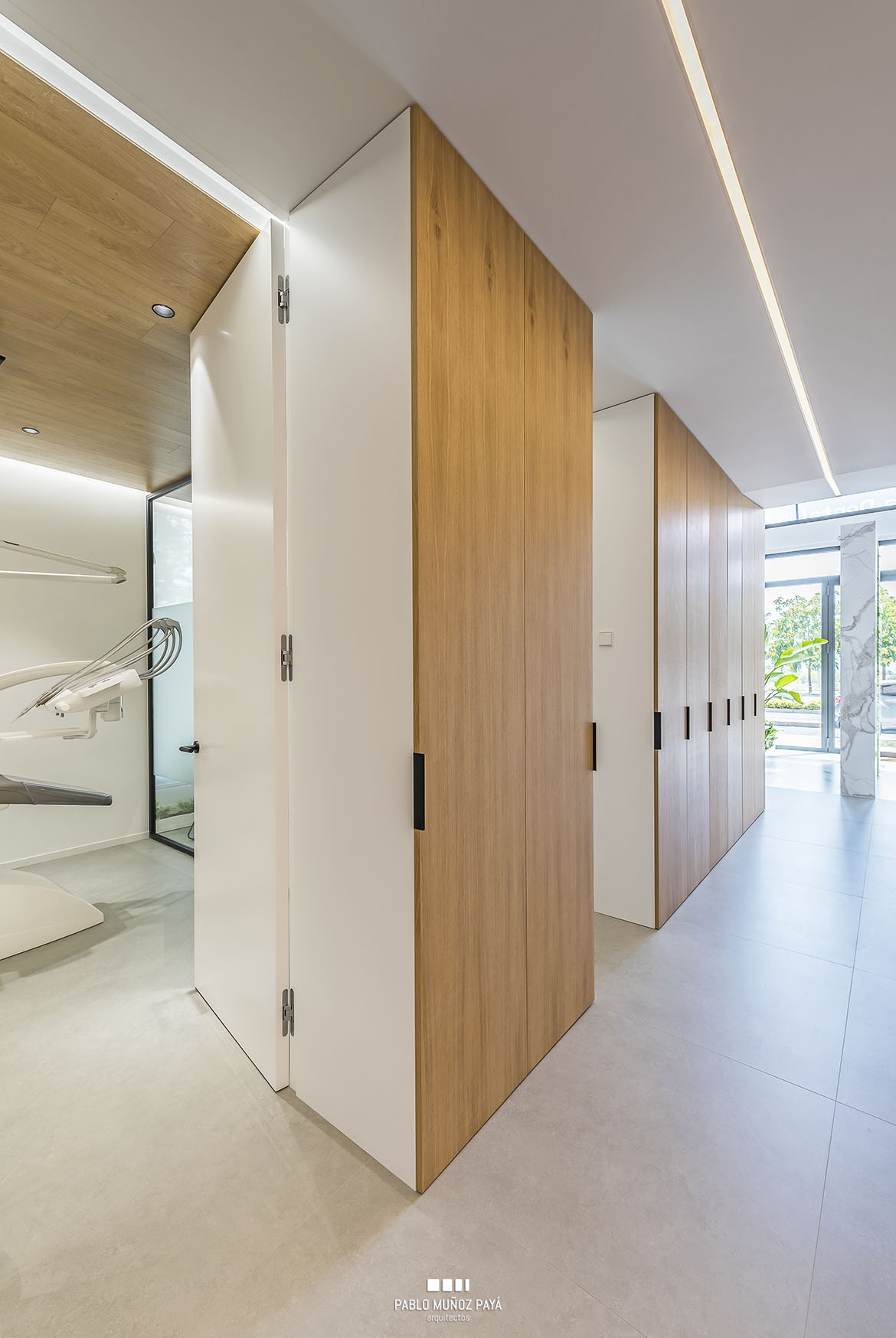 Reforma integral clínica dental Comisura Elda - Pablo Muñoz Payá Arquitectos 13