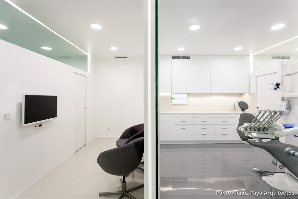 Reforma integral clínica dental Javier Arroyo San Juan Alicante - Pablo Muñoz Payá Arquitectos 15