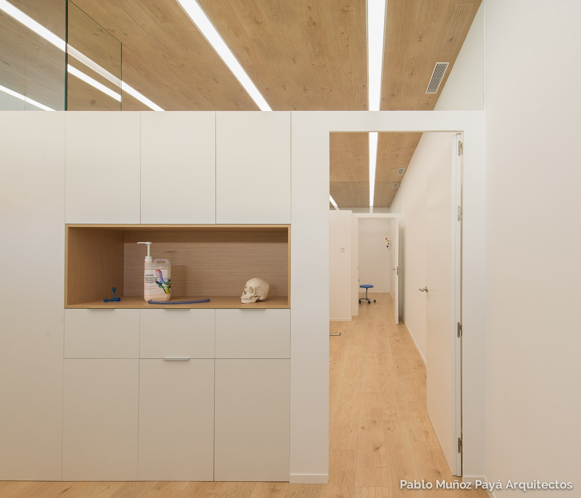 Reforma integral y diseño interior clínica de fisioterapia Aitor Mira - Pablo Muñoz Payá Arquitectos 18