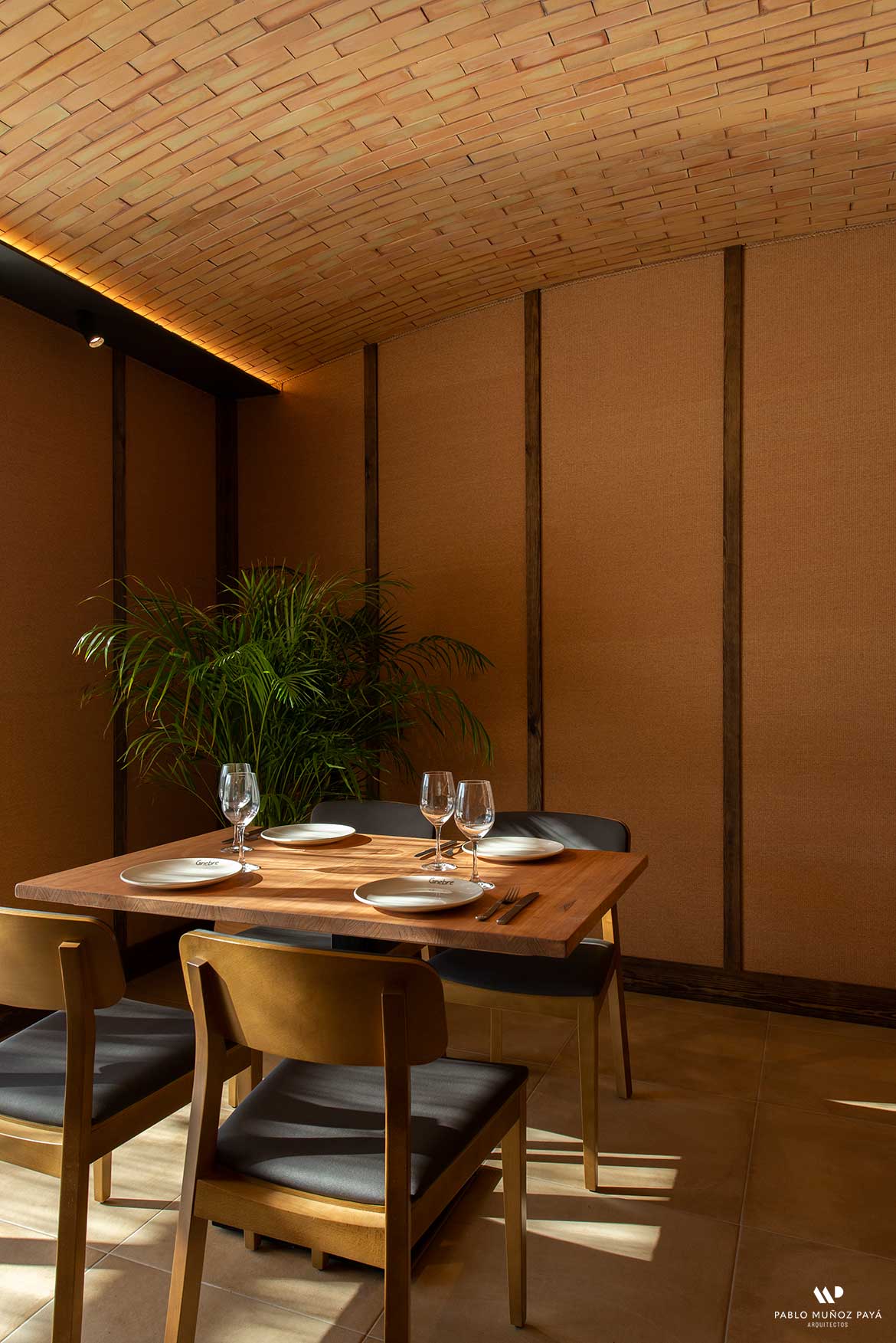 Reforma integral y diseño interior Restaurante Ginebre - Pablo Muñoz Payá Arquitectos 16