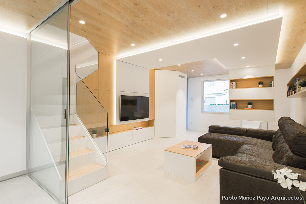 Reforma integral de vivienda en Petrer para Cristina y Juan Carlos - Pablo Muñoz Payá Arquitectos