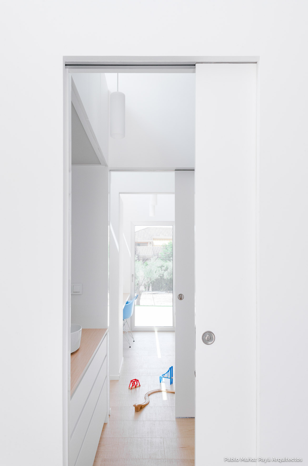 Reforma integral de vivienda en Petrer para Eduardo, Laura y Enzo - Pablo Muñoz Payá Arquitectos 13