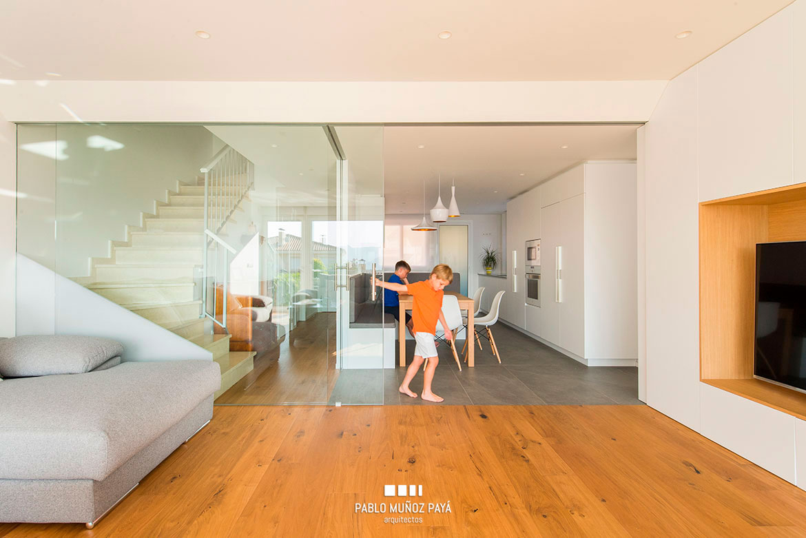 Reforma integral de vivienda en Petrer para Paqui y Luis - Pablo Muñoz Payá Arquitectos