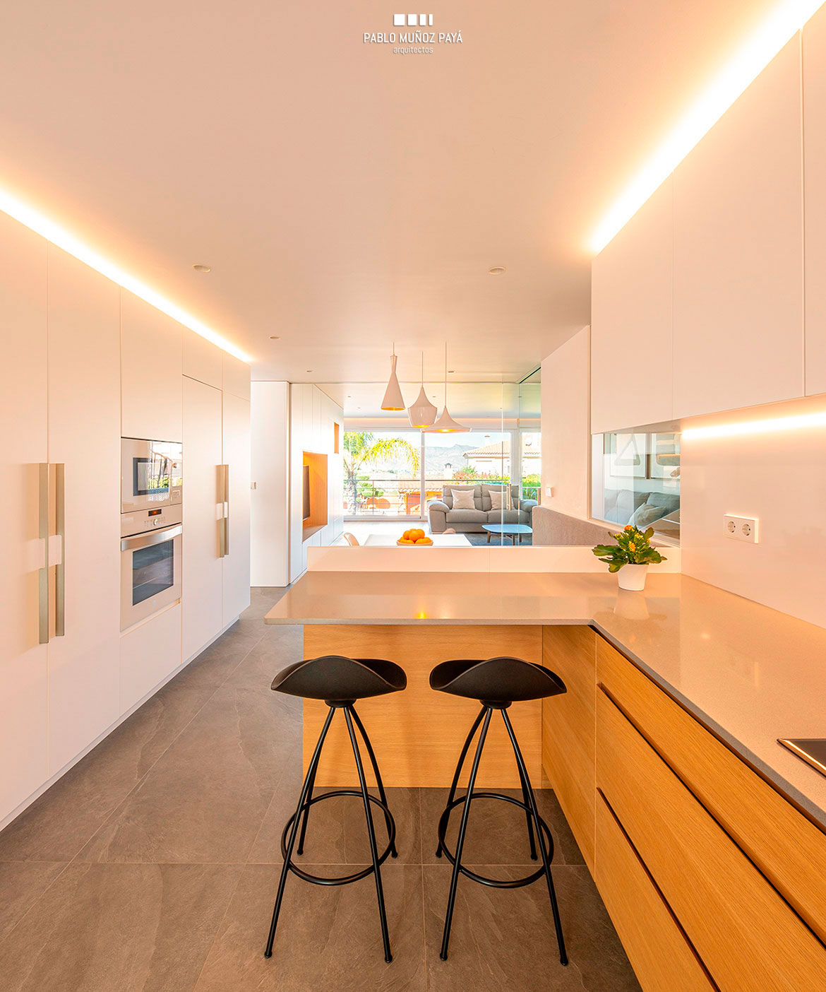 Reforma integral de vivienda en Petrer para Paqui y Luis - Pablo Muñoz Payá Arquitectos 9