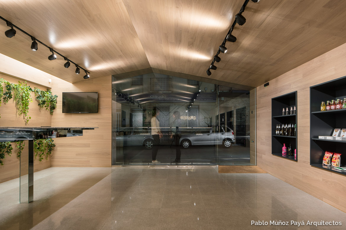 Reforma integral de local comercial de comida preparada Kekomo en Elda - Pablo Muñoz Payá Arquitectos 17