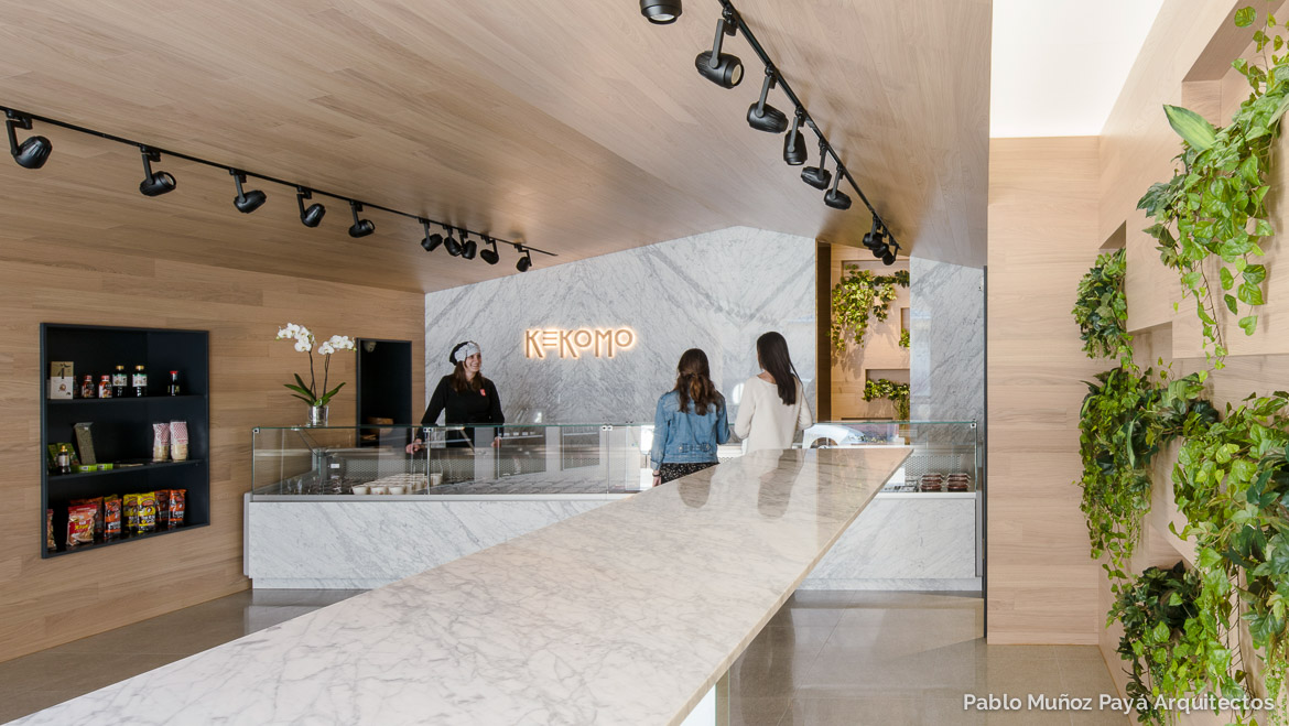 Reforma integral de local comercial de comida preparada Kekomo en Elda - Pablo Muñoz Payá Arquitectos 4