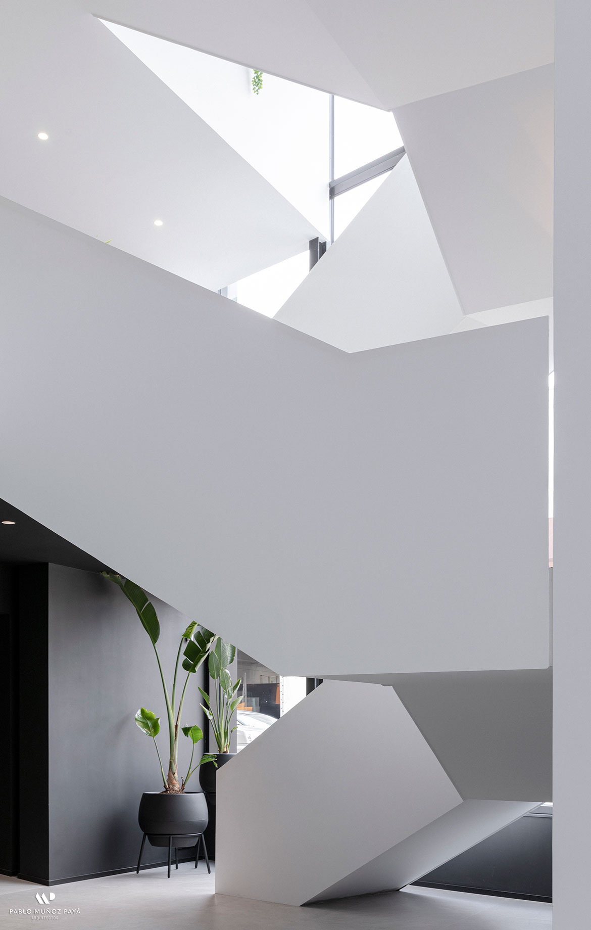Reforma integral y diseño interior Oficinas GLASS by Gaviota - Pablo Muñoz Payá Arquitectos 13