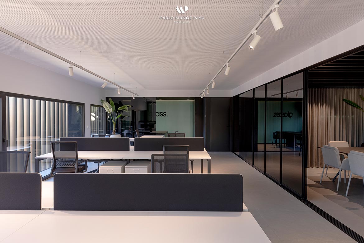 Reforma integral y diseño interior Oficinas GLASS by Gaviota - Pablo Muñoz Payá Arquitectos 16