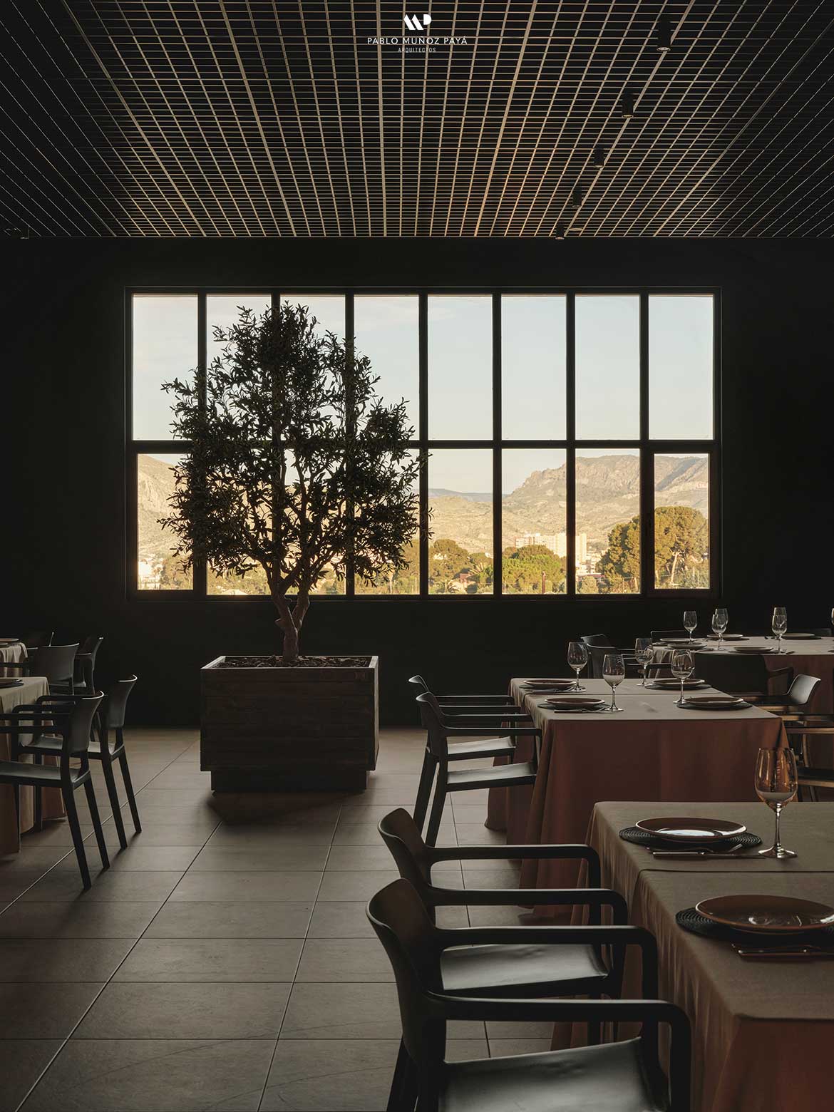 Reforma integral y diseño interior segundo salón Restaurante Ginebre - Pablo Muñoz Payá Arquitectos 3
