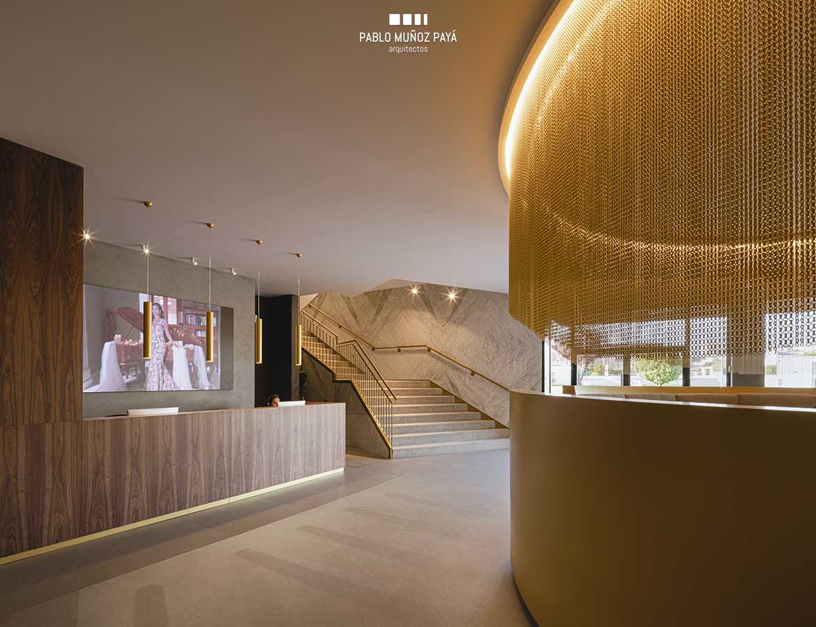 Reforma integral de tienda y espacio comercial Sedka Novias Madrid - Pablo Muñoz Payá Arquitectos 14
