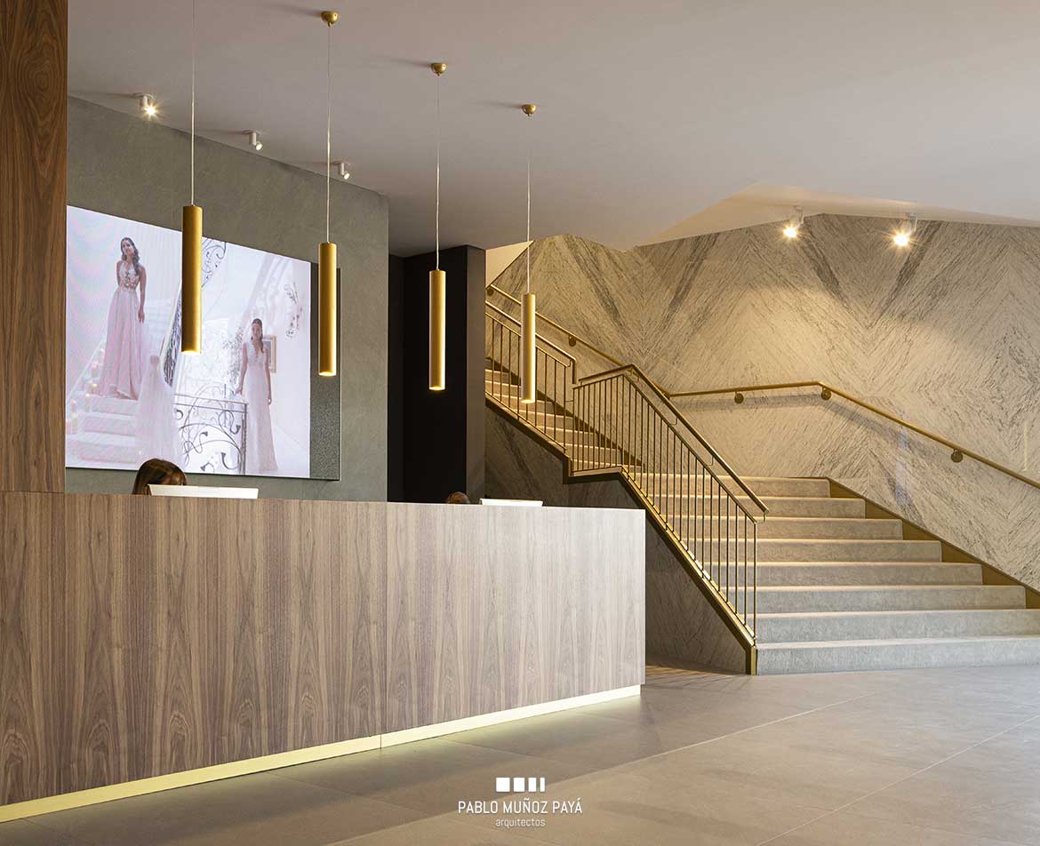 Reforma integral de tienda y espacio comercial Sedka Novias Madrid - Pablo Muñoz Payá Arquitectos 15