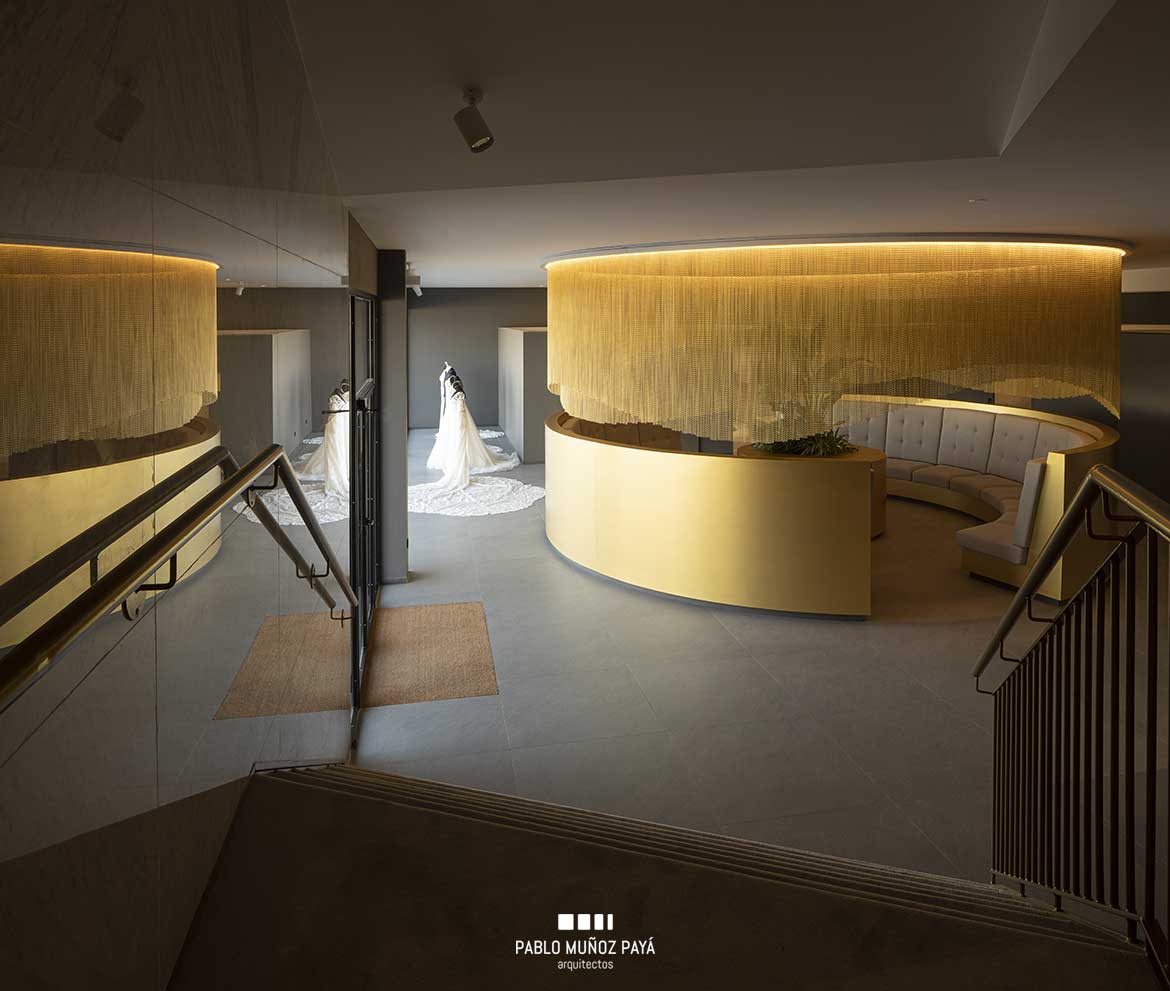 Reforma integral de tienda y espacio comercial Sedka Novias Madrid - Pablo Muñoz Payá Arquitectos 18