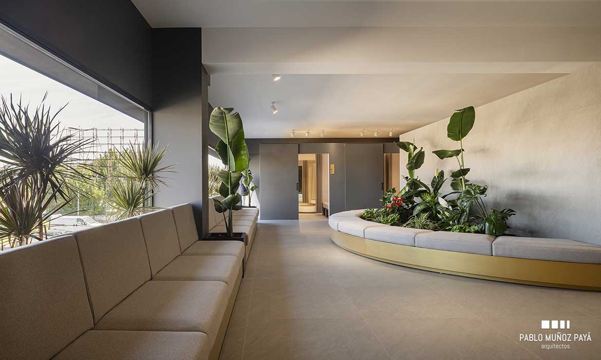Reforma integral de tienda y espacio comercial Sedka Novias Madrid - Pablo Muñoz Payá Arquitectos 19