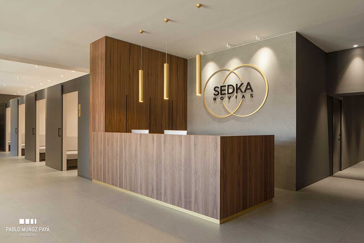 Reforma integral de tienda y espacio comercial Sedka Novias Madrid - Pablo Muñoz Payá Arquitectos 22