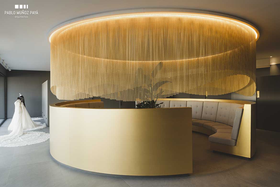 Reforma integral de tienda y espacio comercial Sedka Novias Madrid - Pablo Muñoz Payá Arquitectos 4