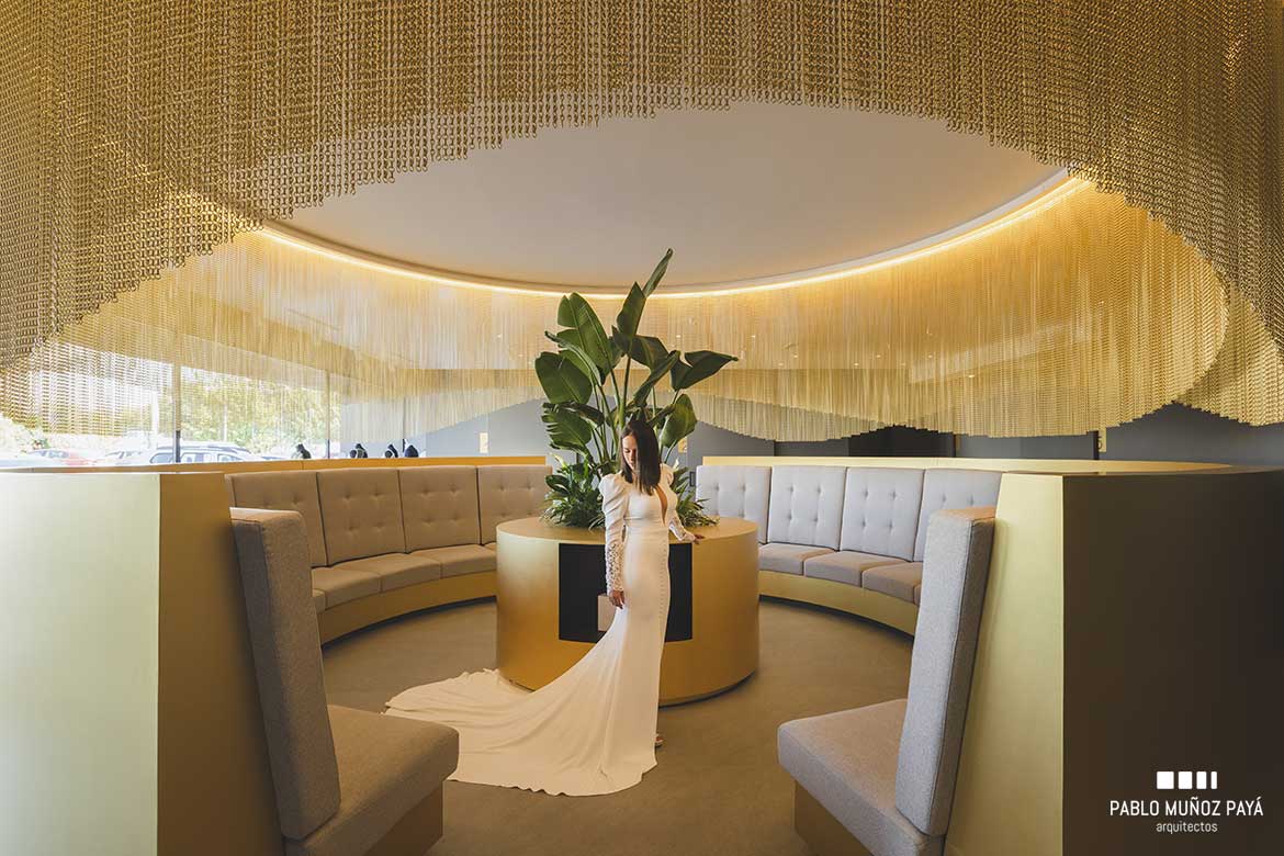 Reforma integral de tienda y espacio comercial Sedka Novias Madrid - Pablo Muñoz Payá Arquitectos 8