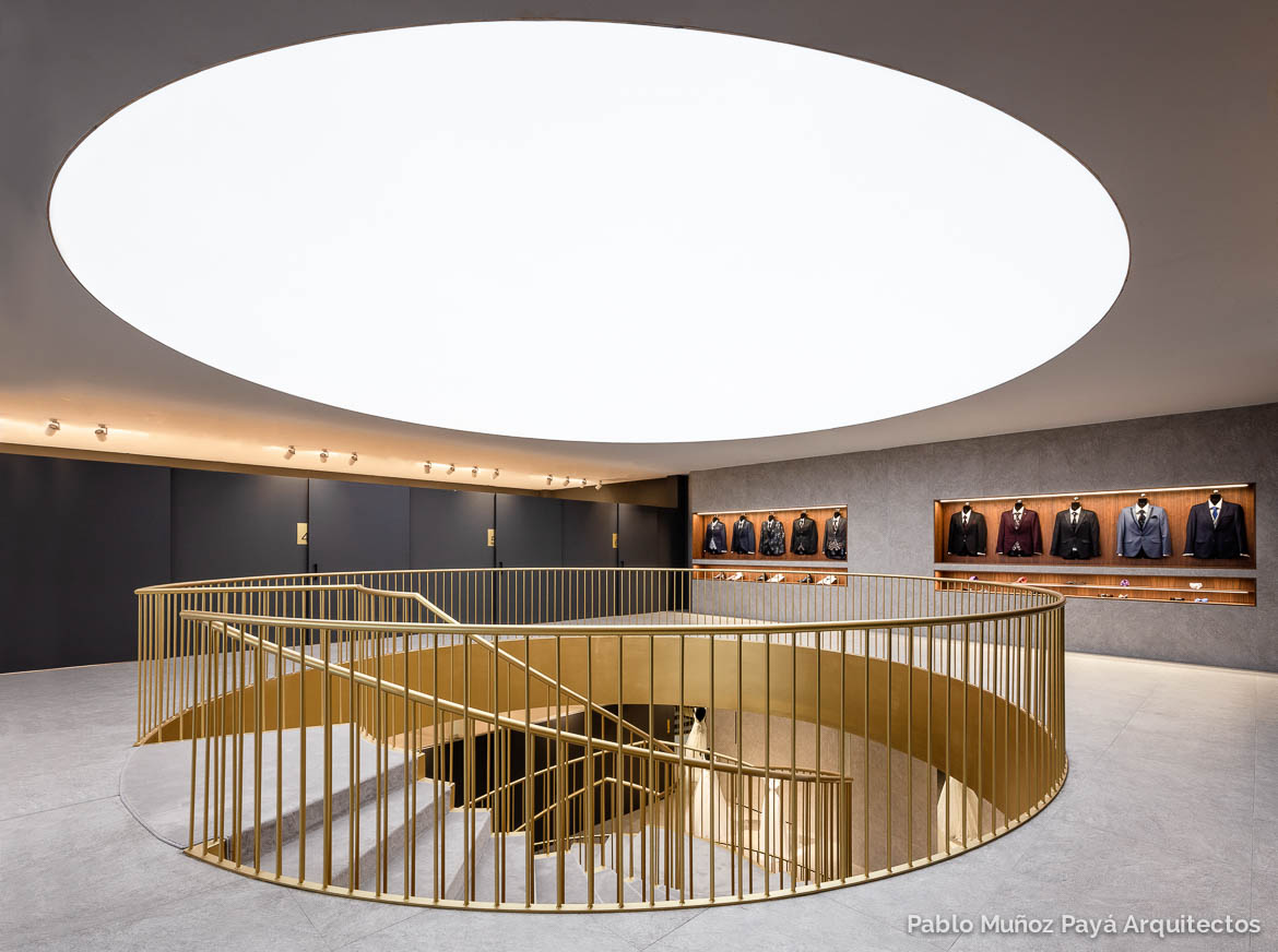 Reforma integral de tienda y espacio comercial Sedka Novias Petrer - Pablo Muñoz Payá Arquitectos 6