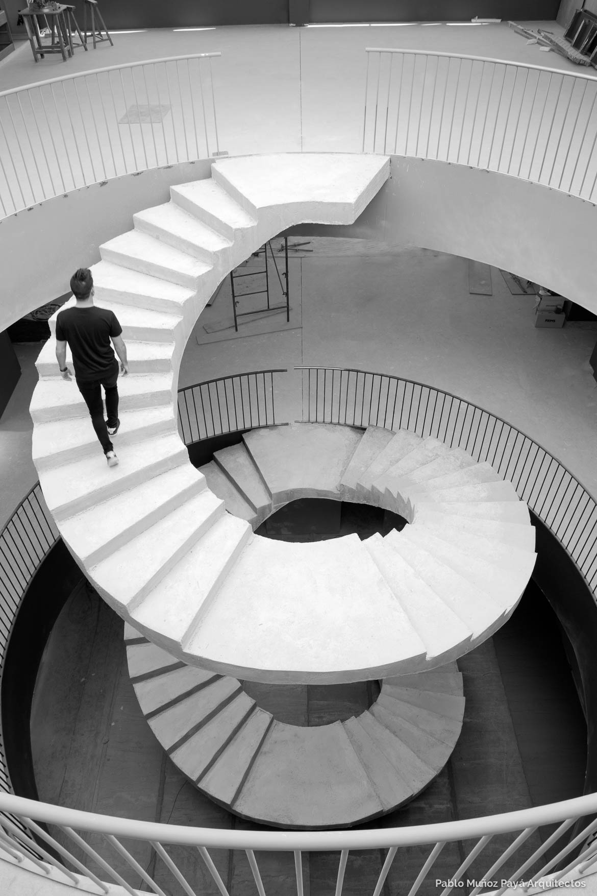 Reforma integral de tienda y espacio comercial Sedka Novias Petrer - Pablo Muñoz Payá Arquitectos 8